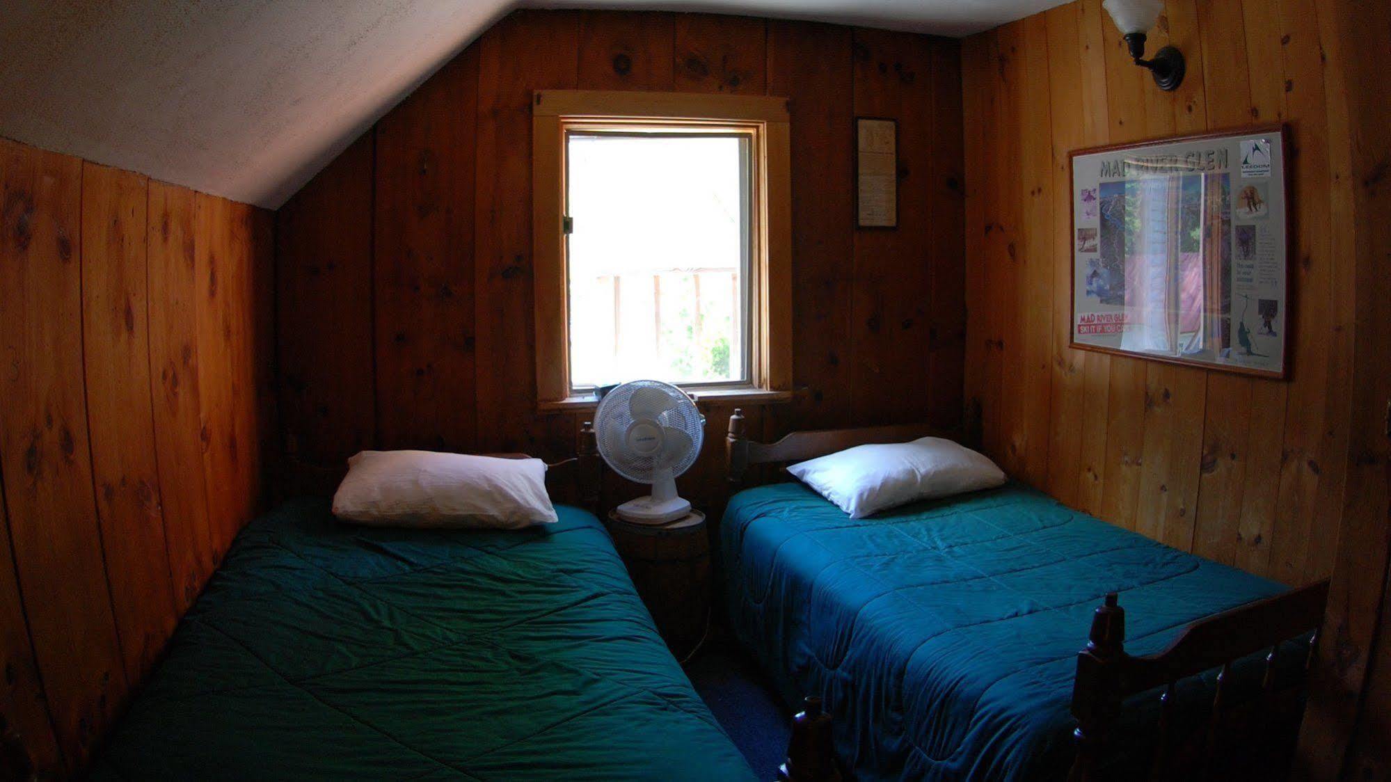 Hyde Away Inn Waitsfield Exteriör bild
